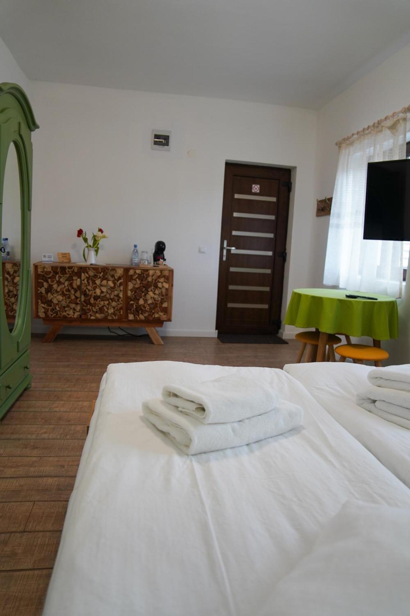 Kata - Lak Hotell BaileTusnad Exteriör bild