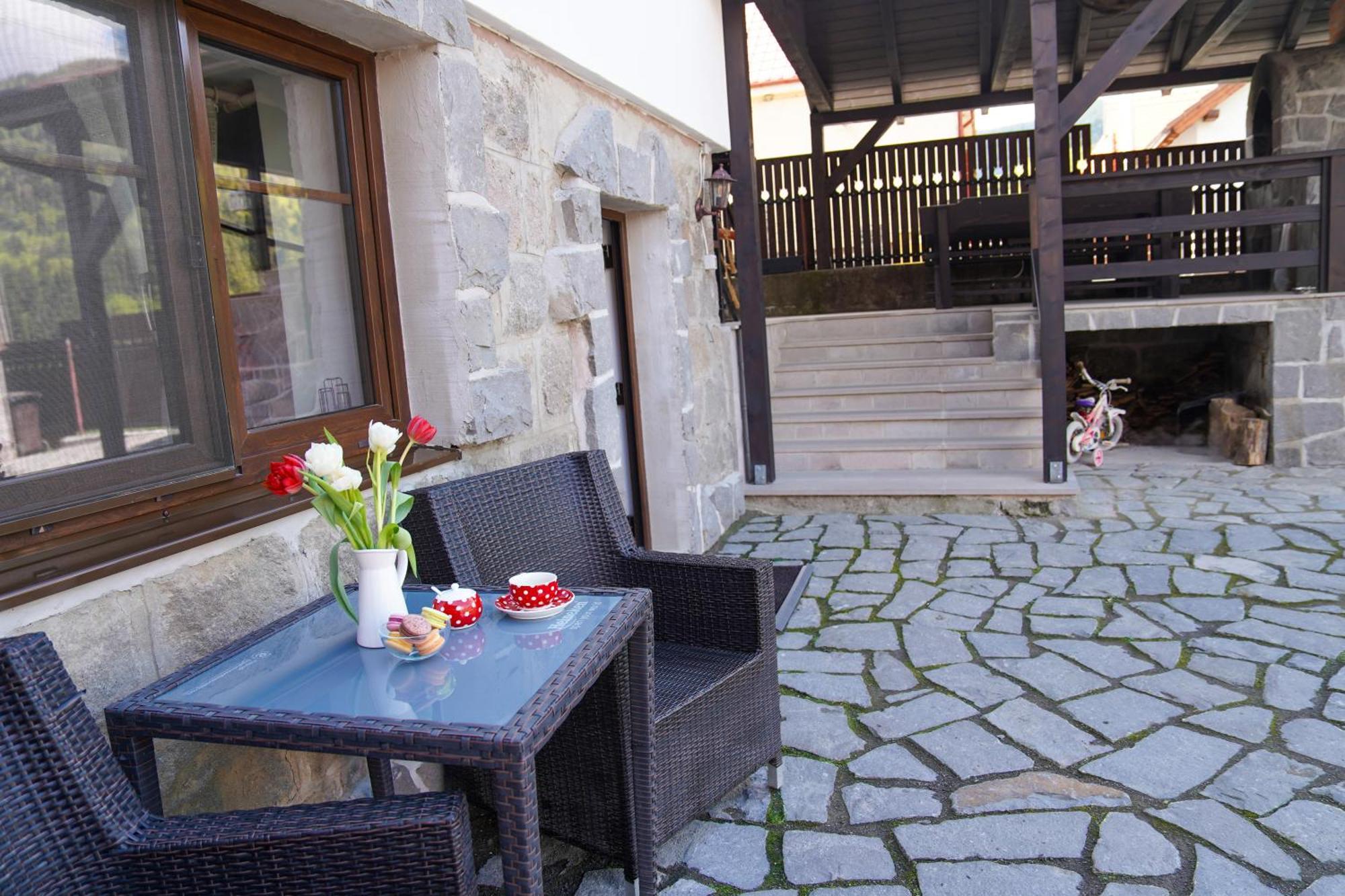 Kata - Lak Hotell BaileTusnad Exteriör bild